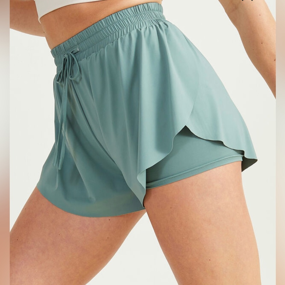 Medium Energetic Shorts From as Revial!